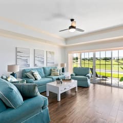 Golf View Condo w/ Pool Access and $50 Park Credit