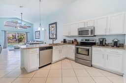 4-Bed Resort w/ Pool, and Dual Masters