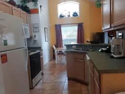 Private Pool Home Sleeps 8 | Minutes to Disney