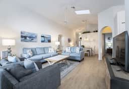 Pool & Game Room!  4-BR Retreat Near Disney Parks