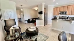 Attractive 3 bed townhome close to Disney parks