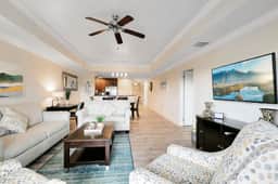 Fantastic Reunion Getaway only 6 miles from Disney