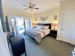 Neat condo on fabulous golf resort close to Disney