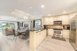 Dream vacation condo at resort close to Disney