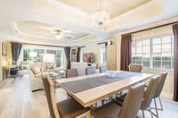 Dream vacation condo at resort close to Disney