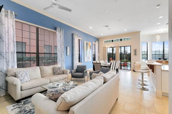 Spacious, game room, golf view, private pool & BBQ