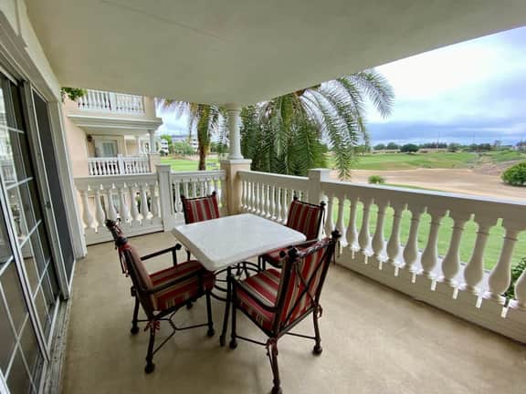 Cozy 2nd floor condo with incredible golf views