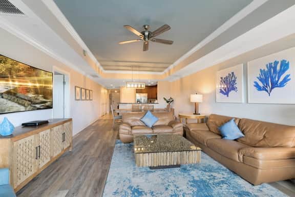 Inviting vacation spot at Reunion Resort close to