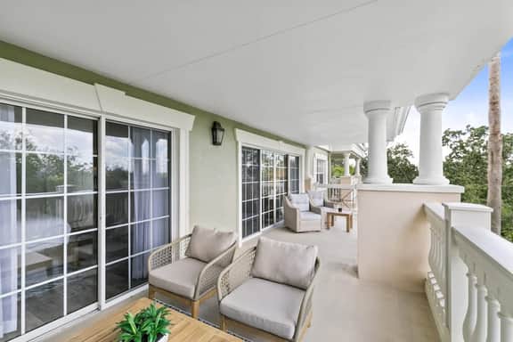 Inviting vacation spot at Reunion Resort close to
