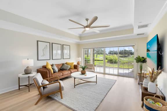 Modern resort condo close to amusement parks