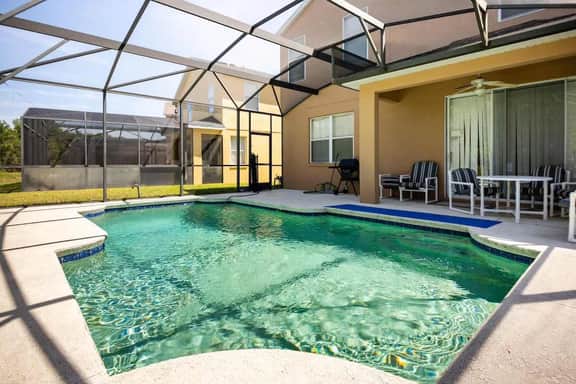 Relaxing 4 Bedroom Pool Home near Disney World - Image 3